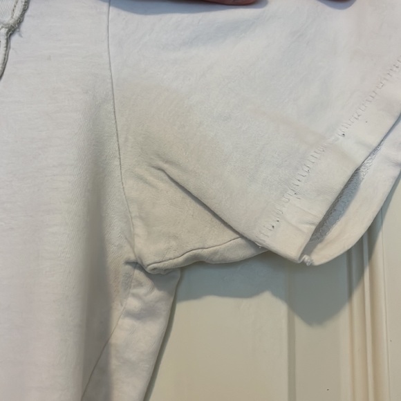 Aeropostale and Hollister 3 T-Shirt Bundle - Picture 16 of 16